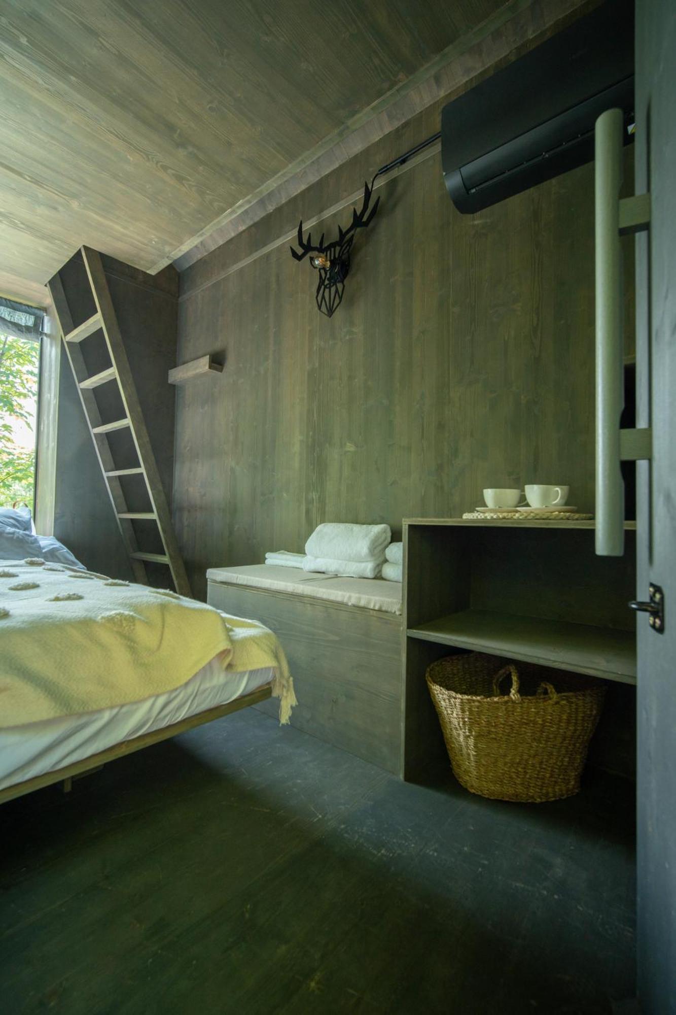 Hrad Kunzov Glamping & Spa & Restaurant Přerov Eksteriør billede